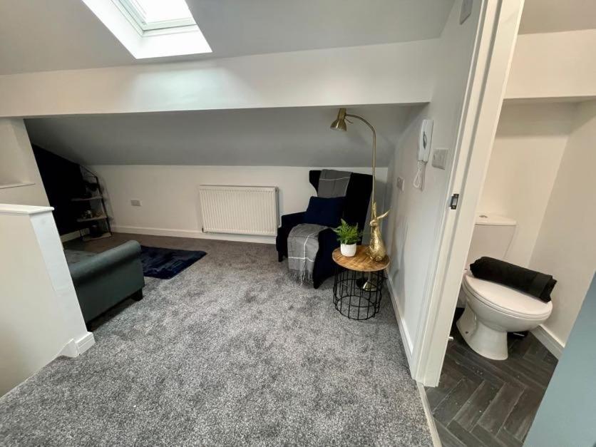 Boutique 5 Bed Home On Birdwell Road - Free Parking Sheffield Eksteriør bilde