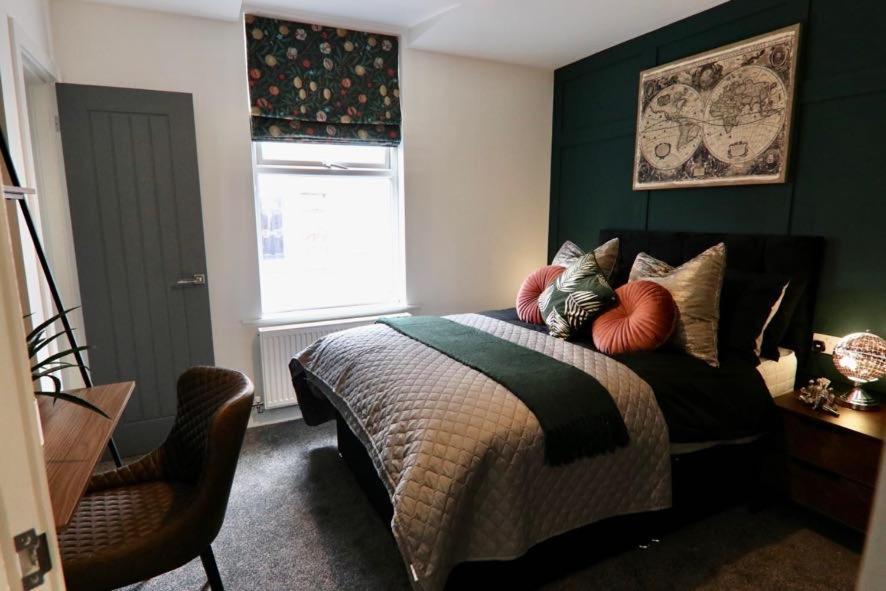 Boutique 5 Bed Home On Birdwell Road - Free Parking Sheffield Eksteriør bilde