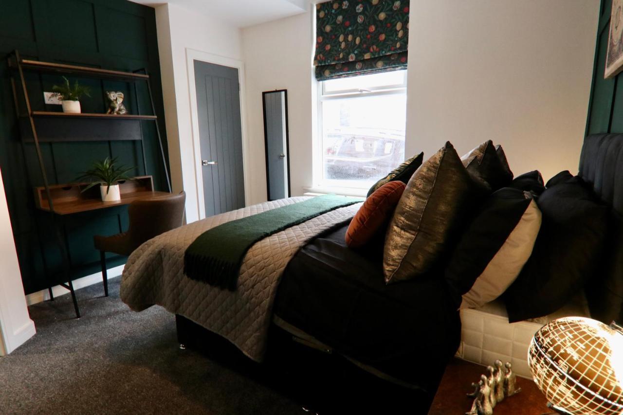 Boutique 5 Bed Home On Birdwell Road - Free Parking Sheffield Eksteriør bilde